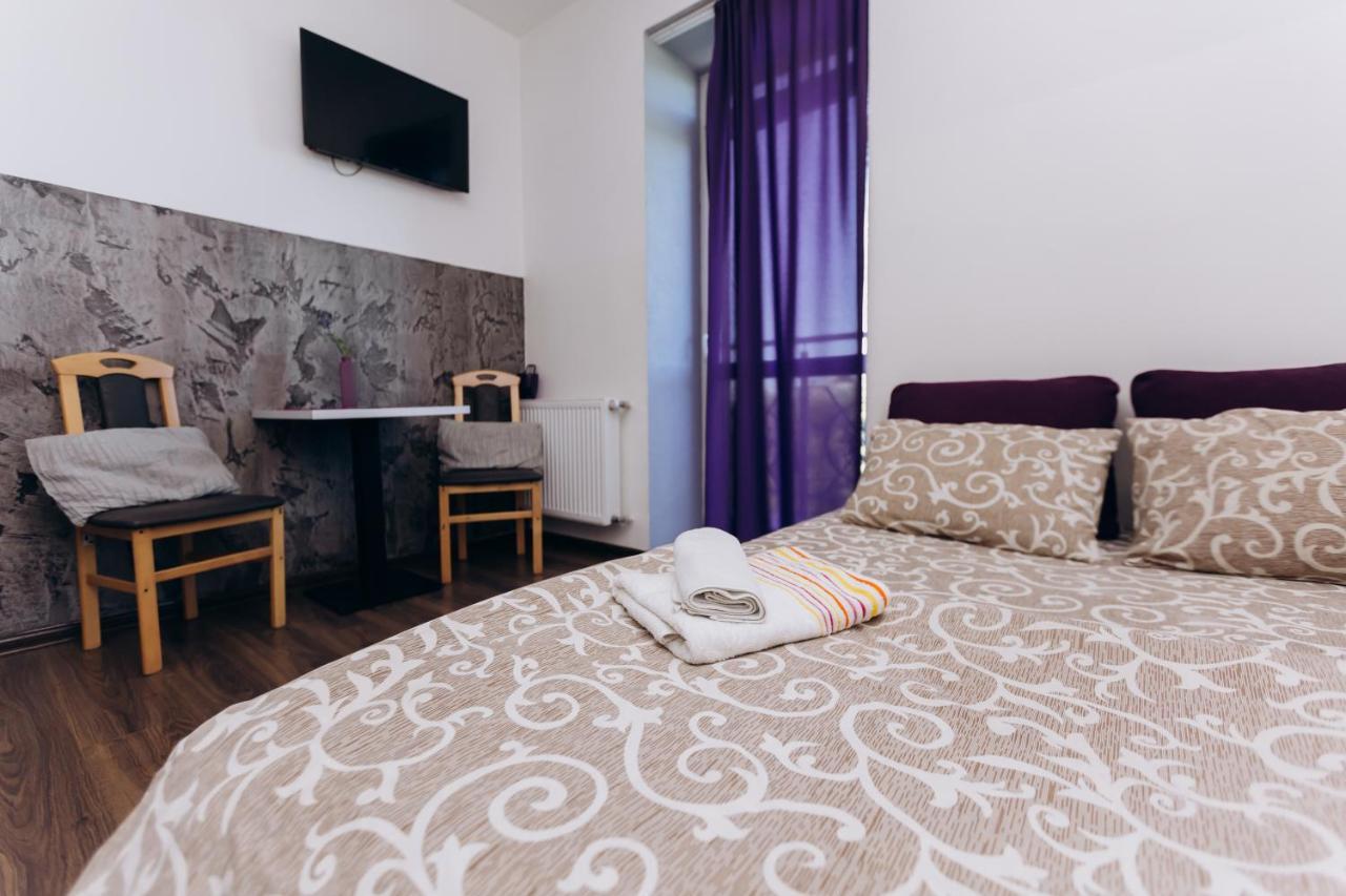 Нові Apartments Біля Жд Вокзалу Ivano-Frankivsk Esterno foto