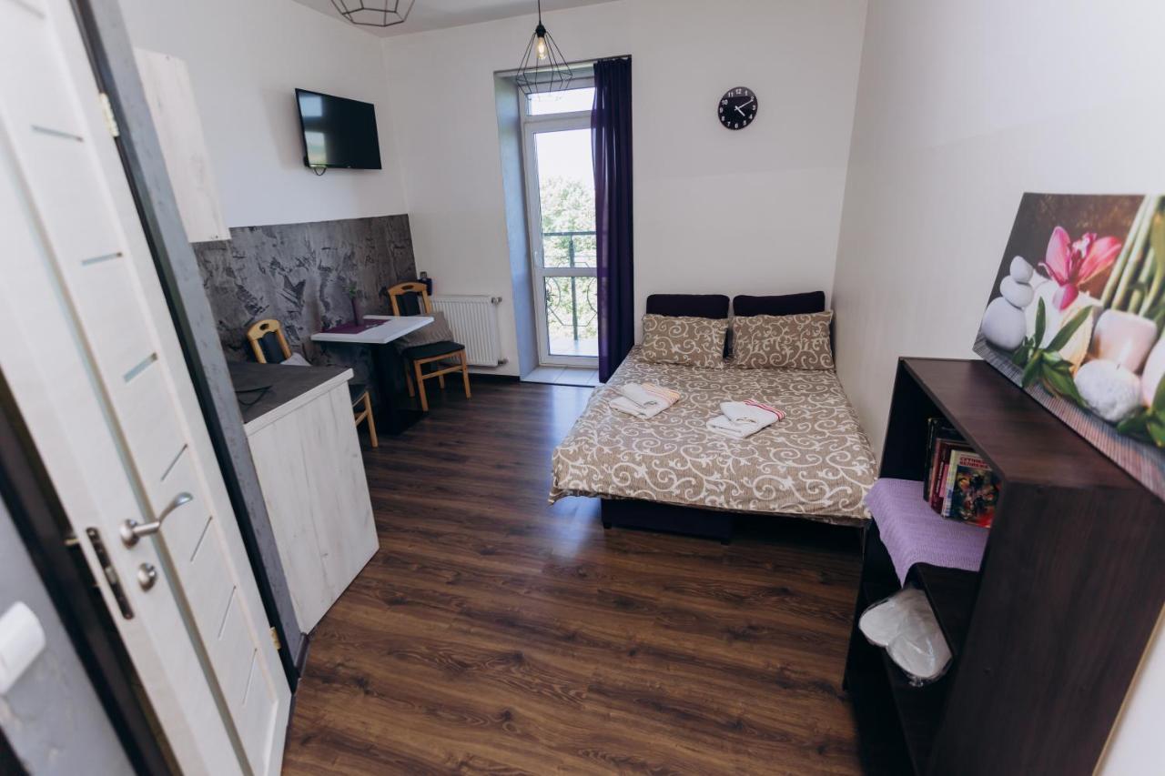 Нові Apartments Біля Жд Вокзалу Ivano-Frankivsk Esterno foto