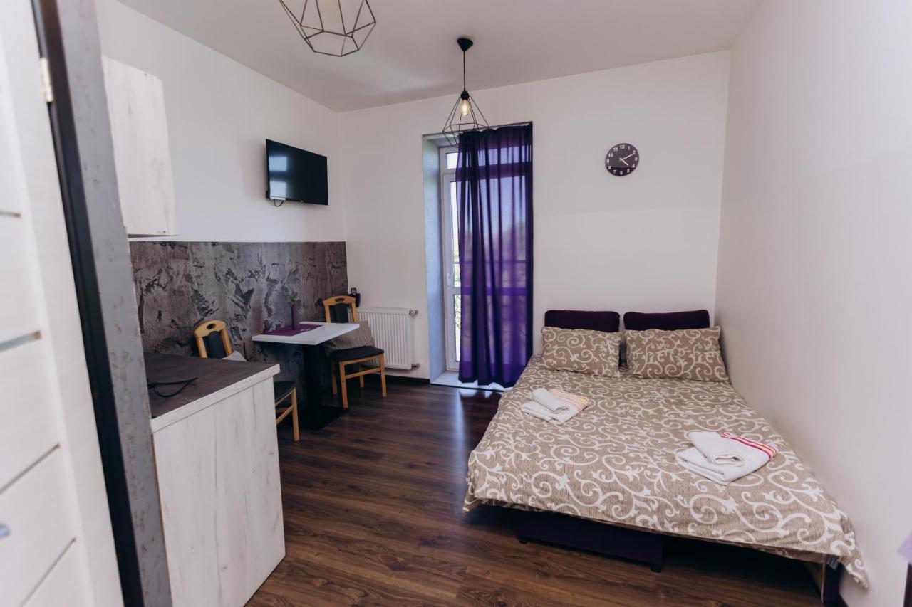 Нові Apartments Біля Жд Вокзалу Ivano-Frankivsk Esterno foto