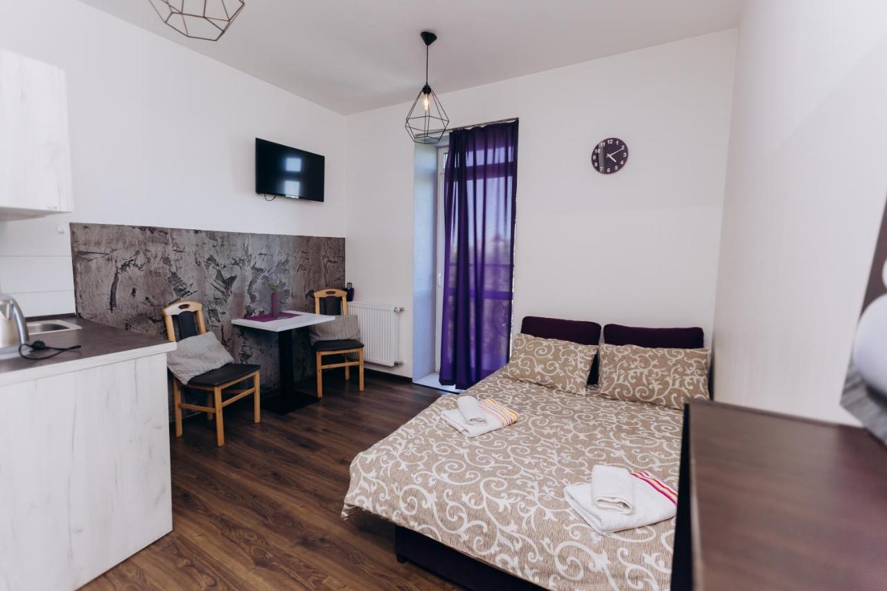 Нові Apartments Біля Жд Вокзалу Ivano-Frankivsk Esterno foto